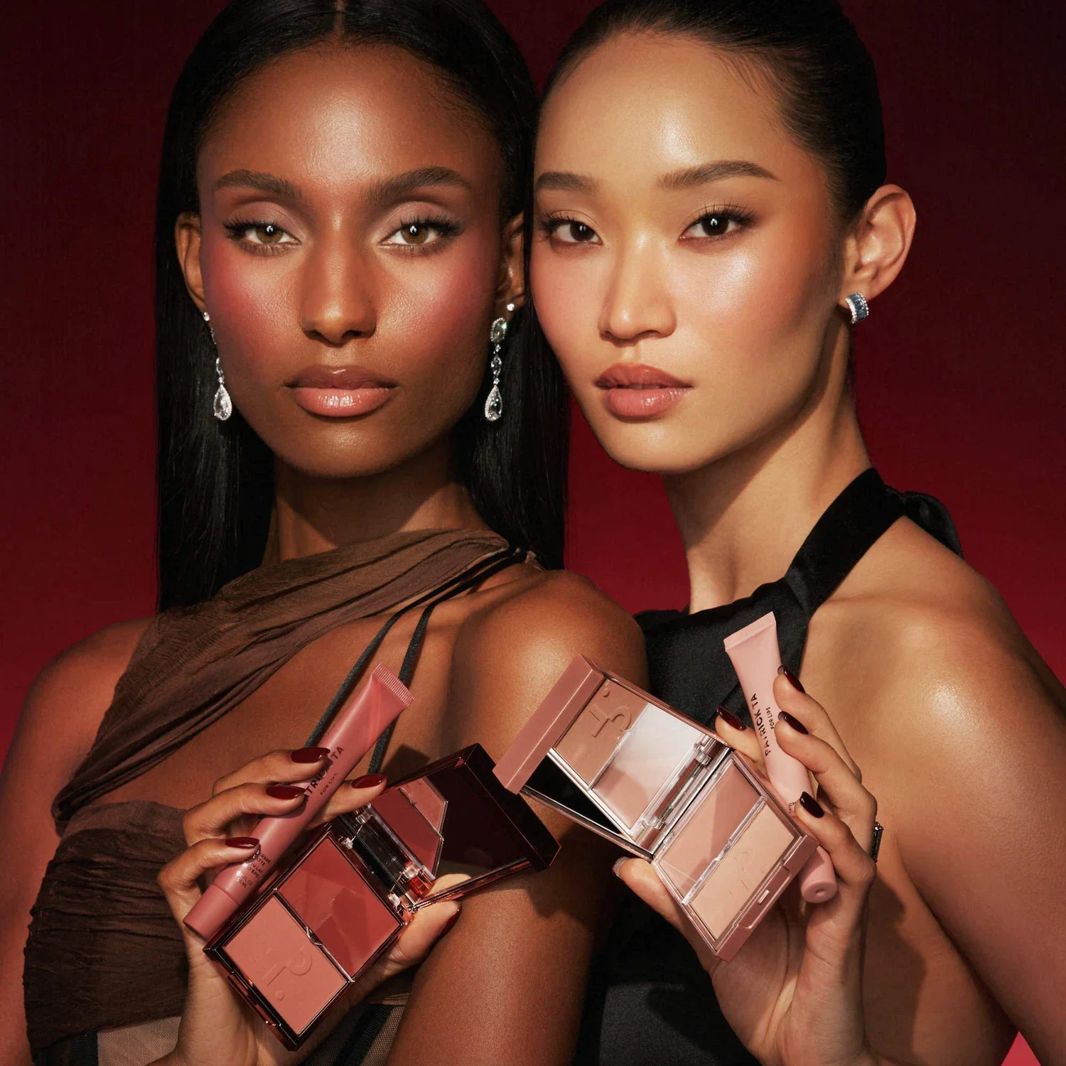 Major Headlines Double-Take Crème & Powder Blush Duo & Lip Balm Makeup Gift Set — foto 8 de 10