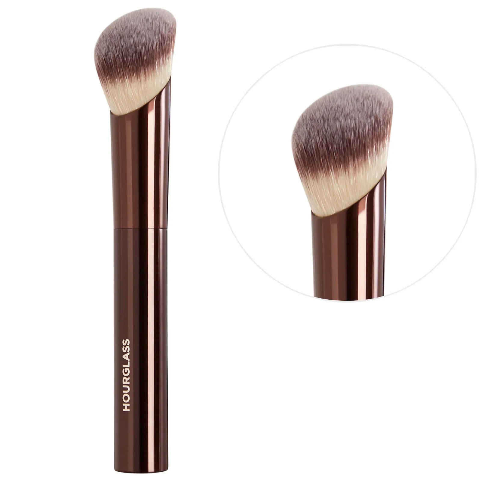 Ambient Soft Glow Foundation Brush — foto 1 de 3